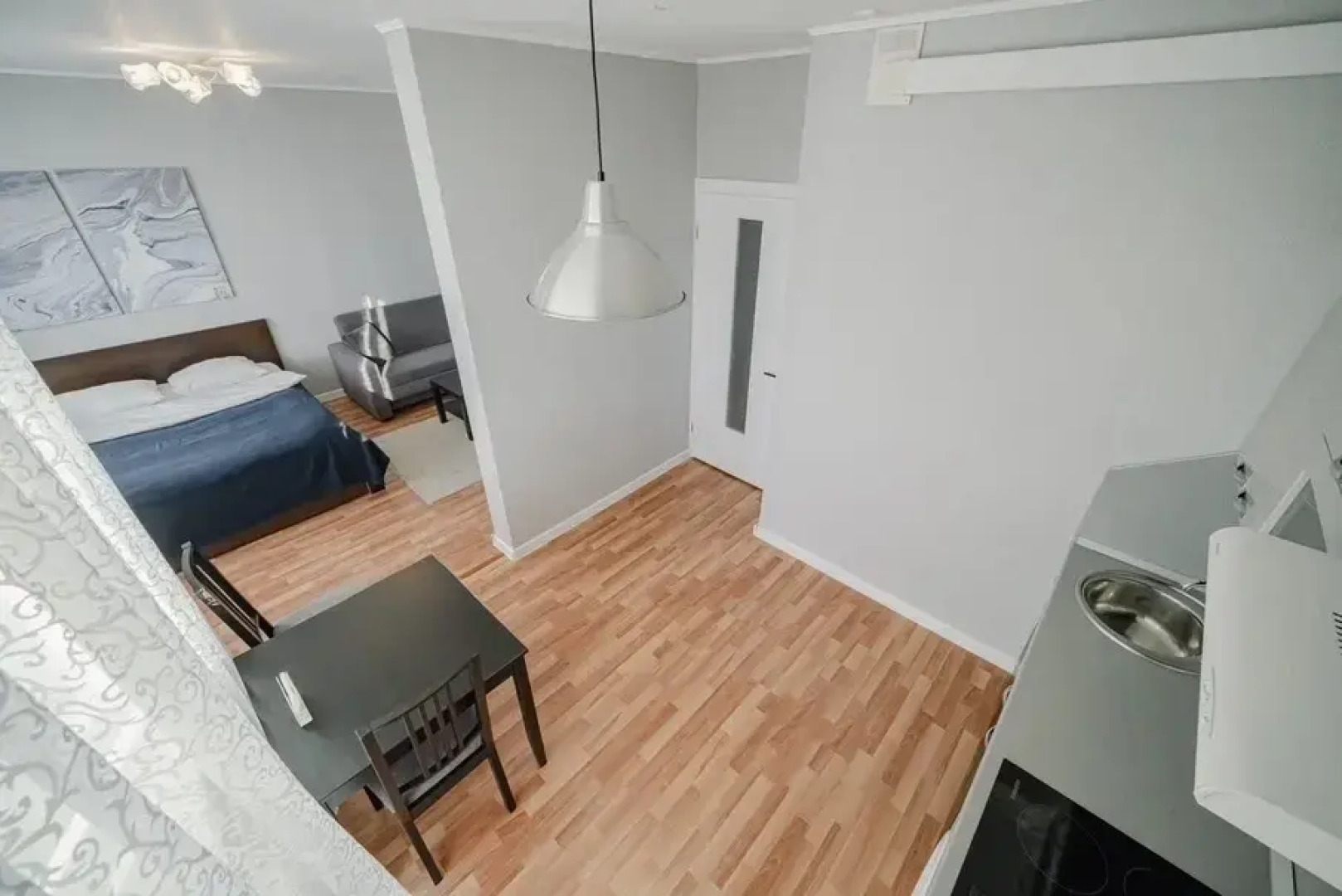 Апартаменты студия Rooms-ekb с видом на город (25 этаж)