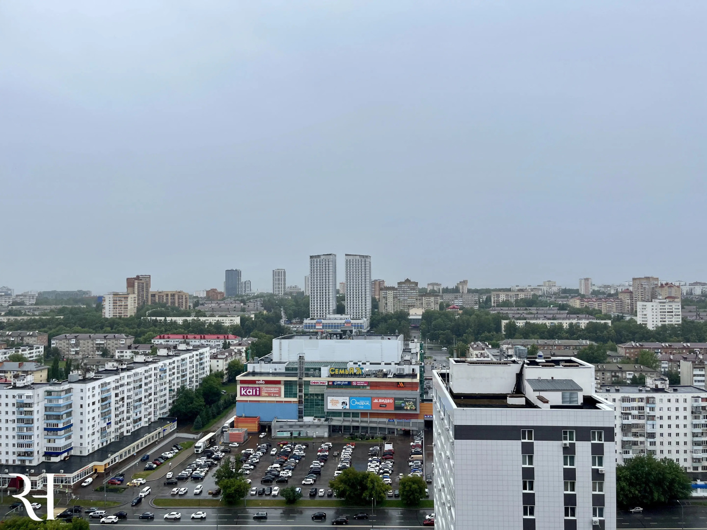 Апартаменты Уютные рядом с ТРЦ Семья