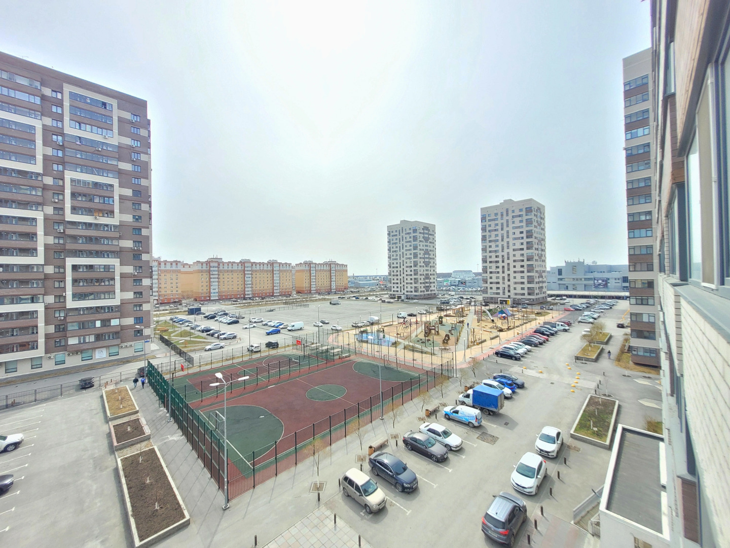 Апартаменты у ТЦ Кристалл