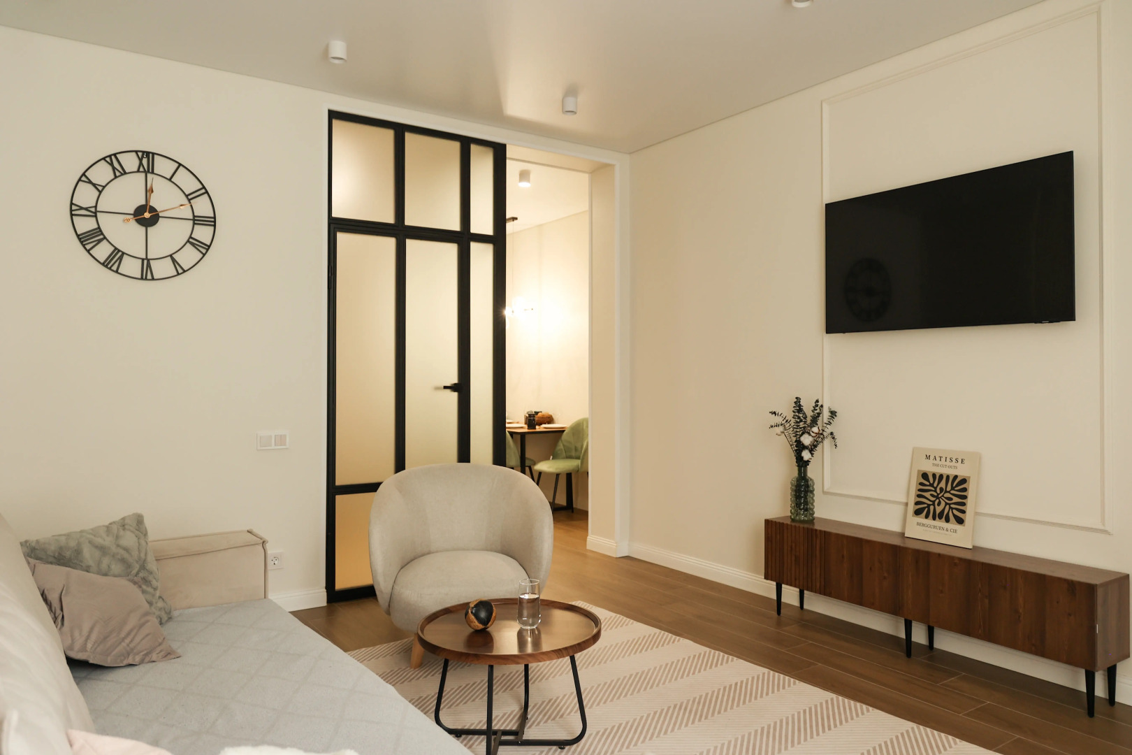 Апартаменты двухкомнатные Премиум в центре