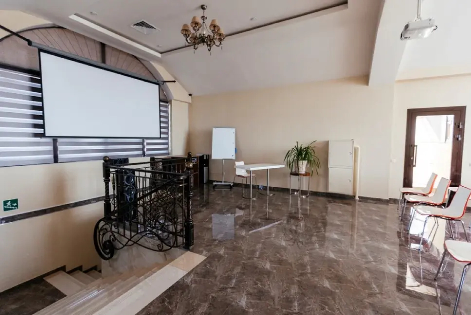 Отель Royal Riz