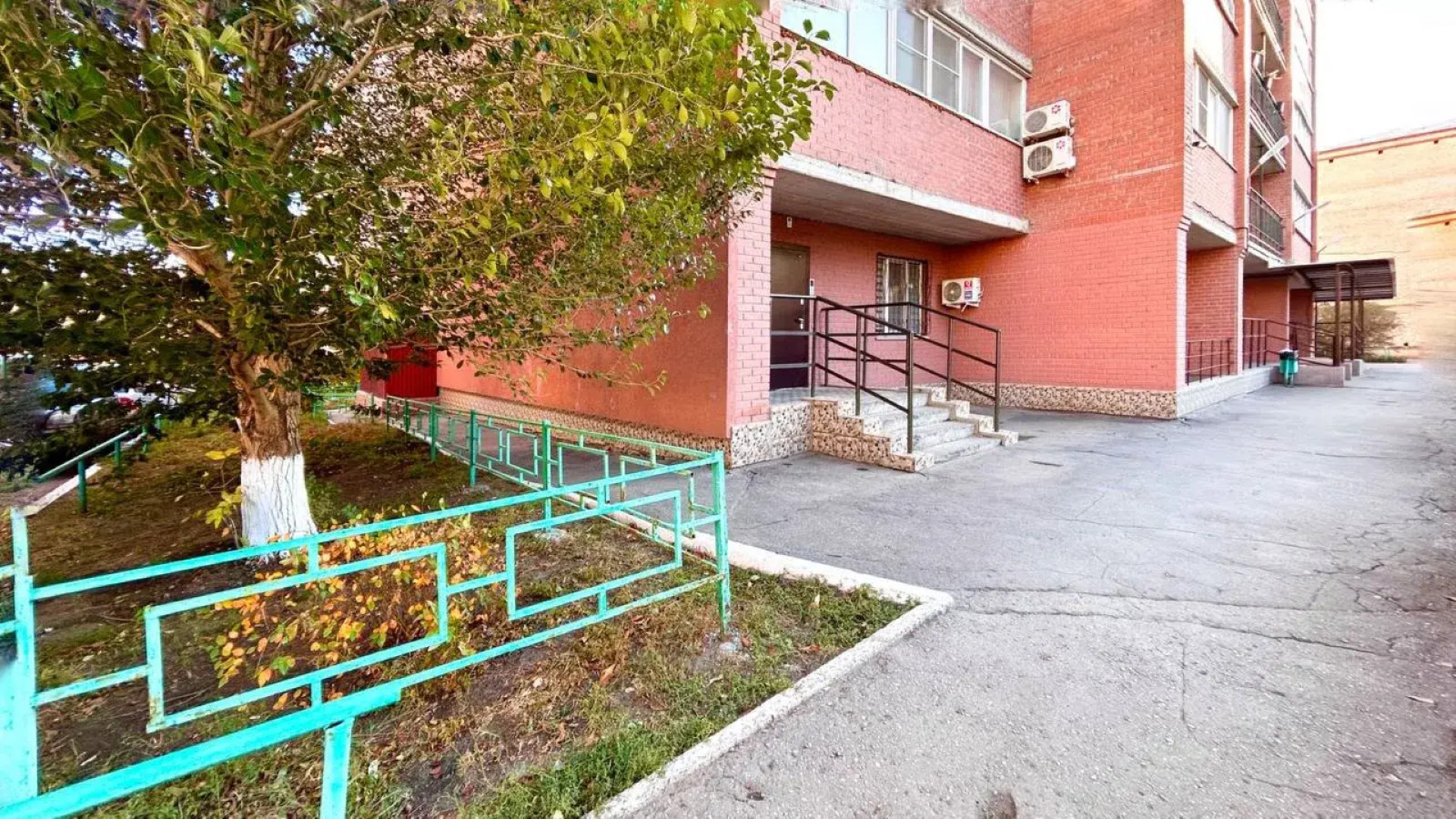 Квартира Большая 2-х Комнатная в Районе Дворца Спорта