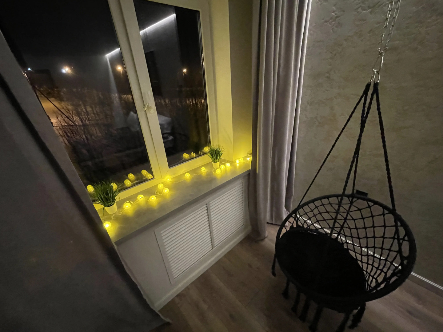 Квартира видовая дизайнерская 2х-комнатная в стиле Лофт