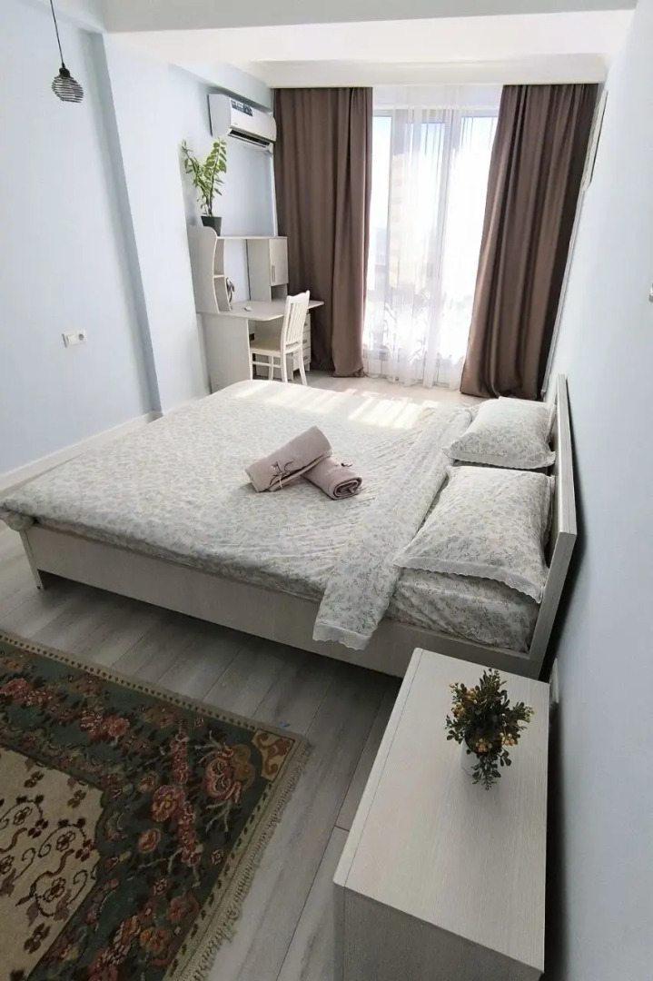 Квартира Уютные апартаменты возле парка Ынтымак