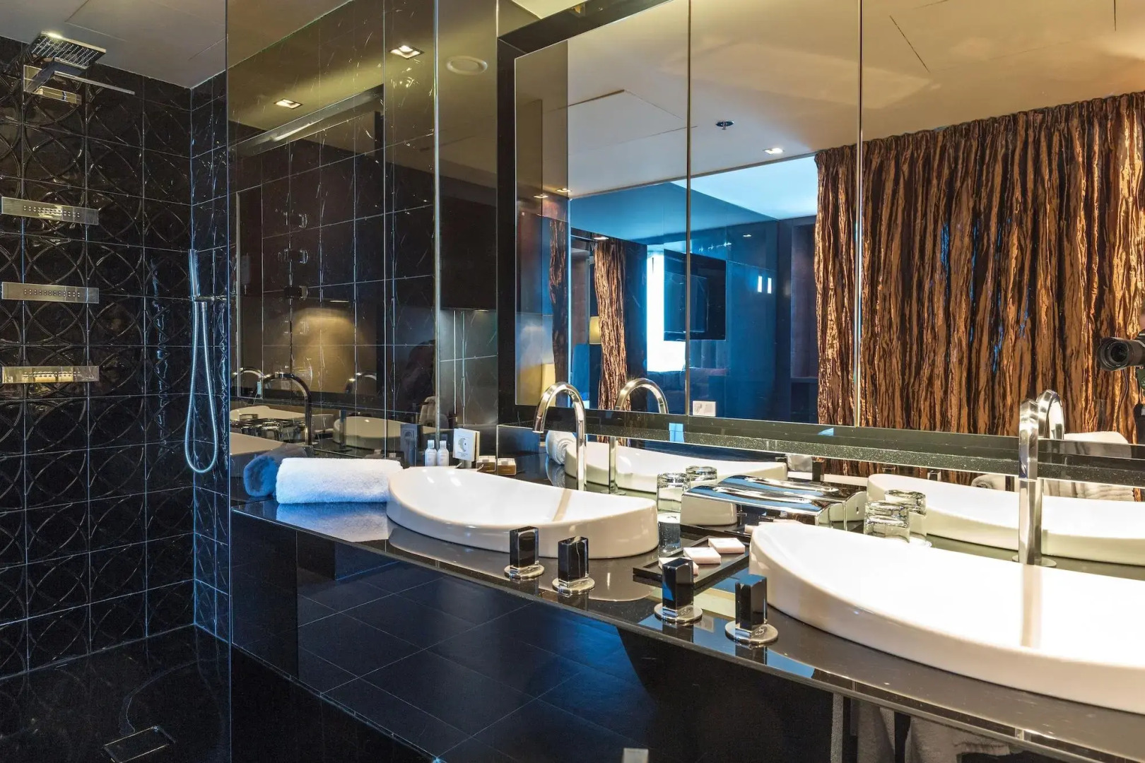 Отель Zijin Belgrade ex Falkensteiner