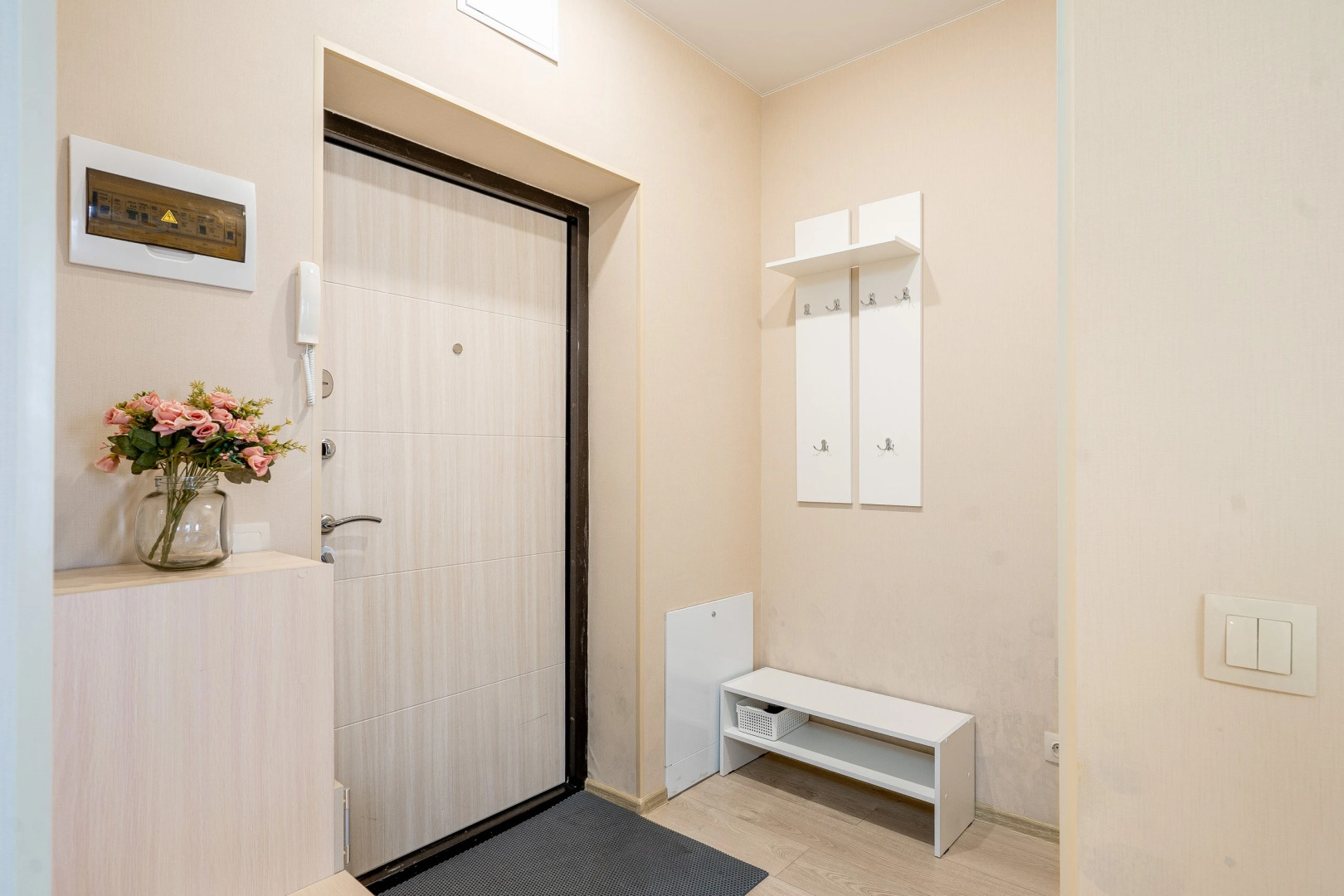 Апартаменты 1+ по Ивана Захарова 9/1