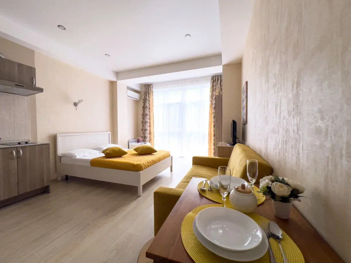 Апартаменты Однокомнатные ЖитьВСочиКруто в 10 Минутах Пешком до Моря