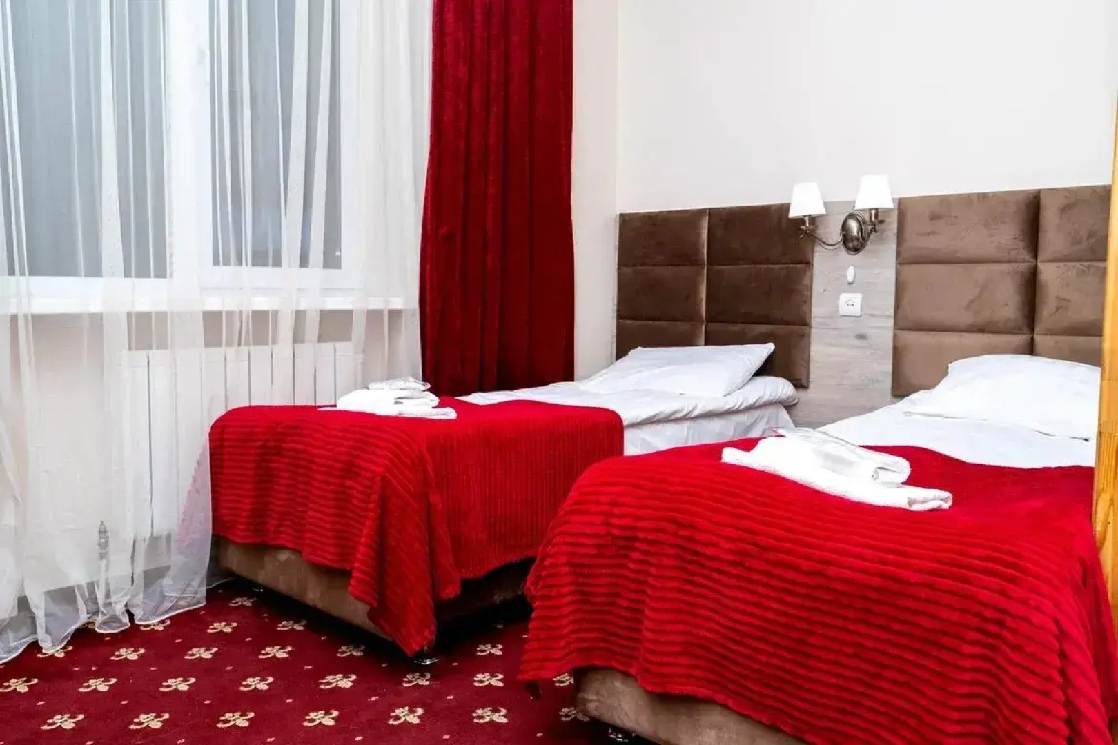 Отель Белые Ночи