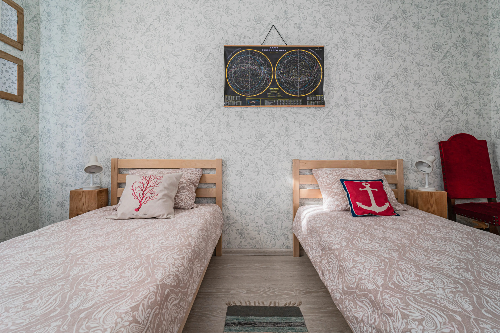 Апартаменты на пешеходной улице с 2-мя спальнями