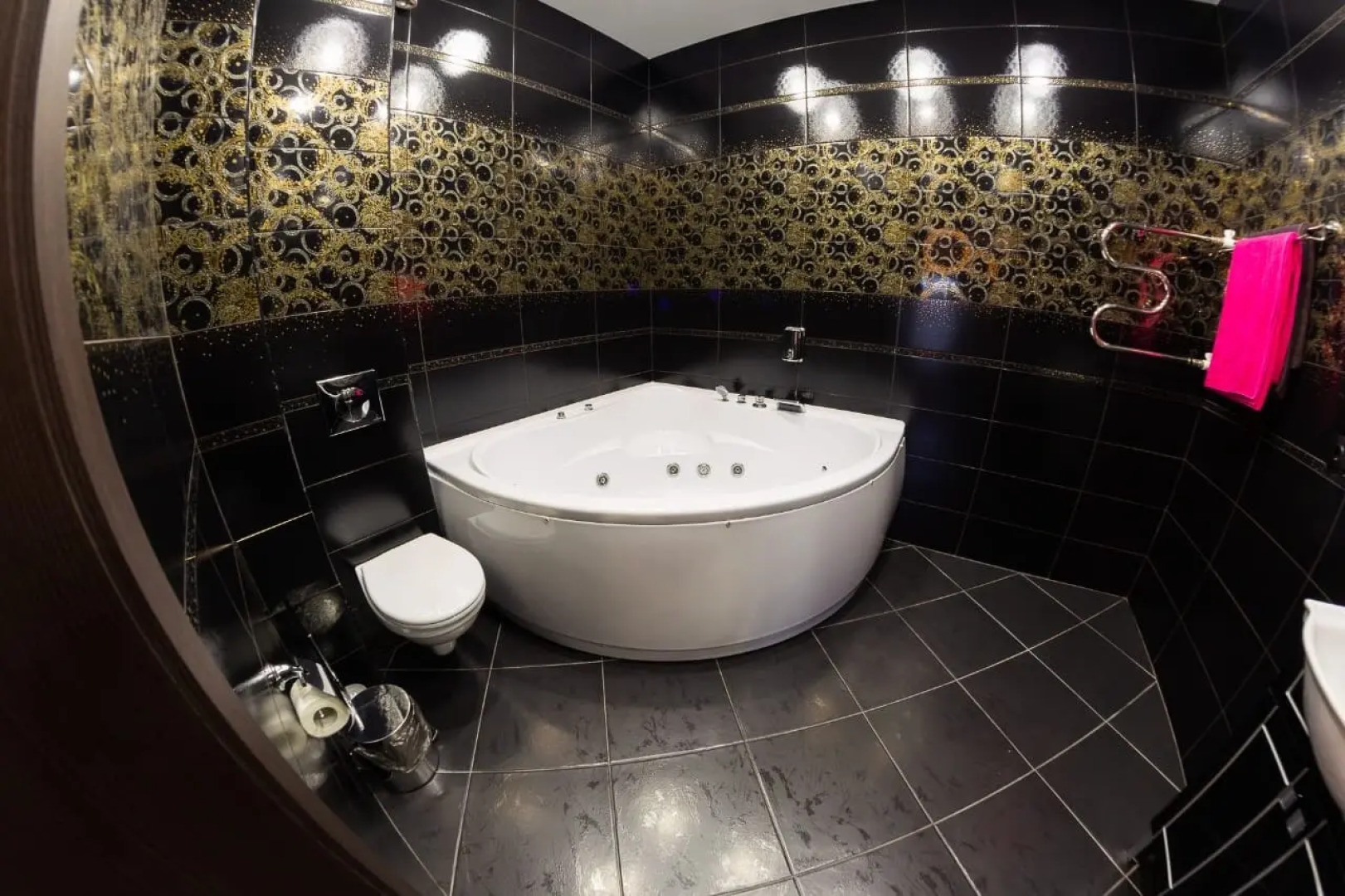 Отель Village House