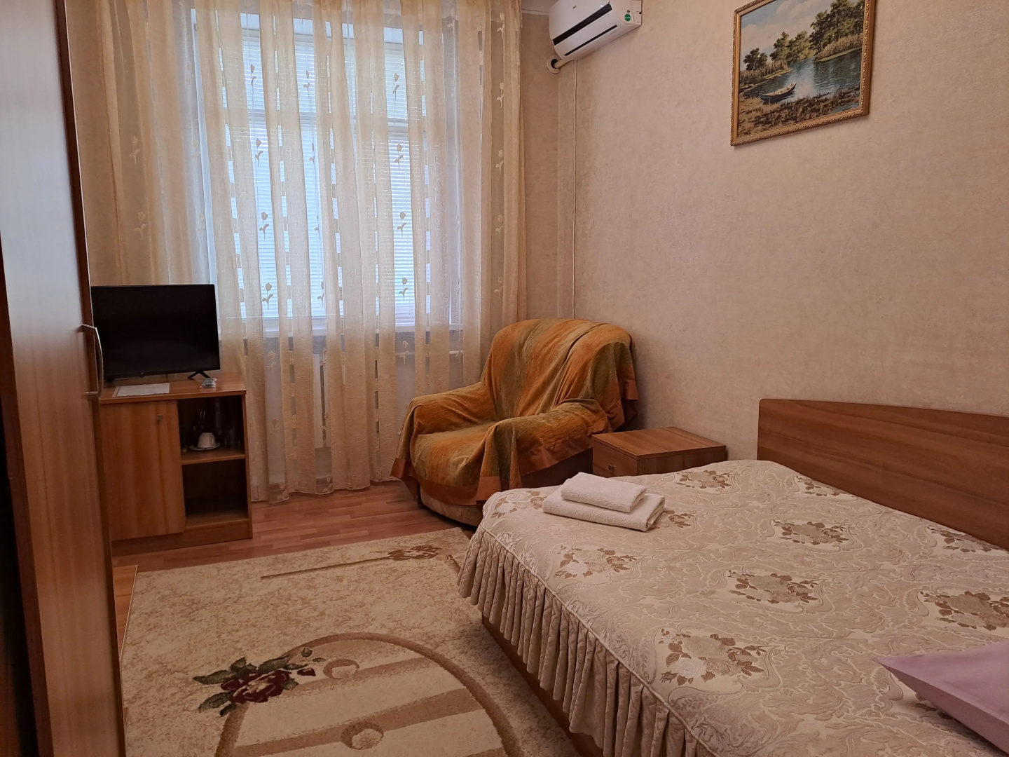 Отель Пик