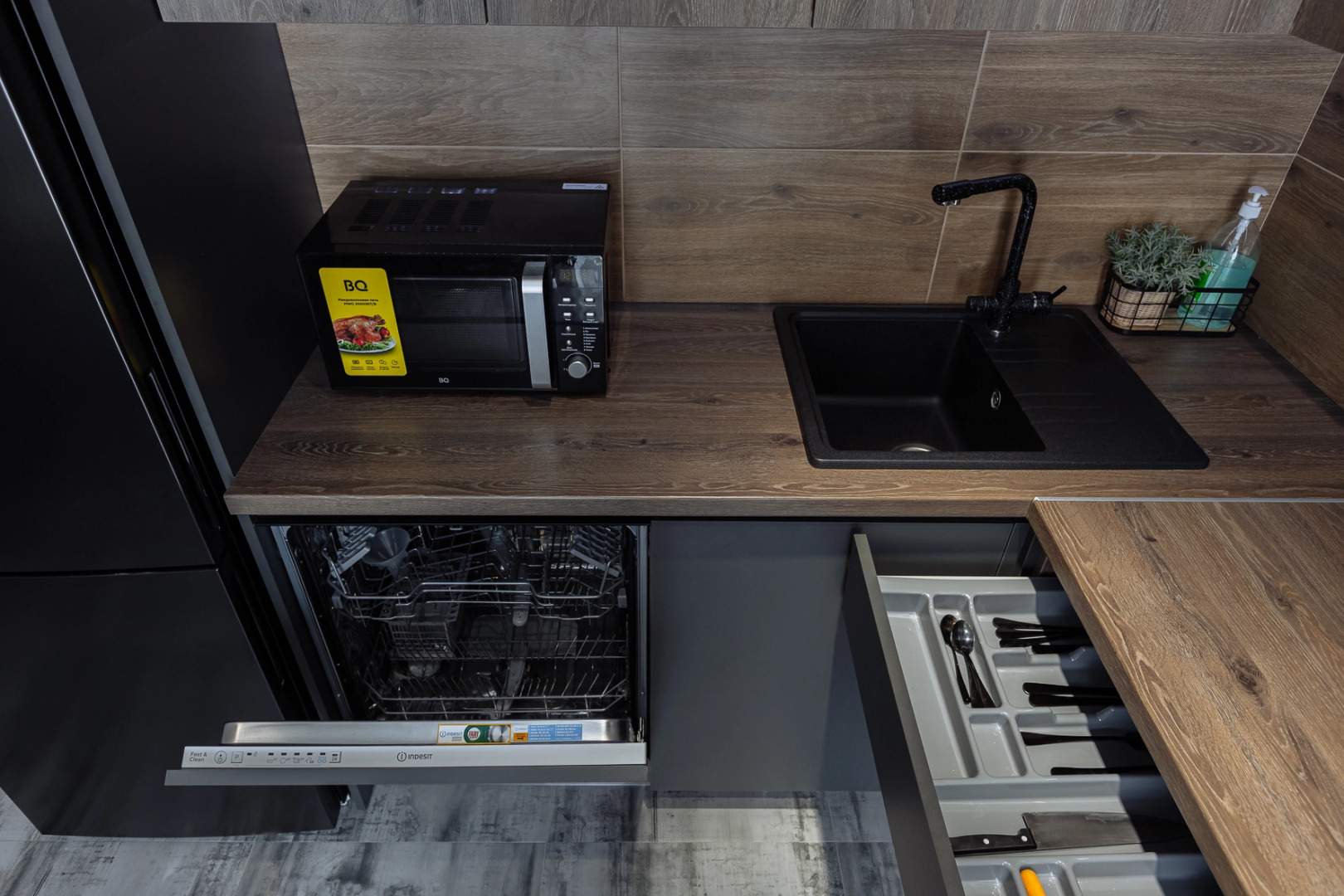 Апартаменты Елизаветинская 8