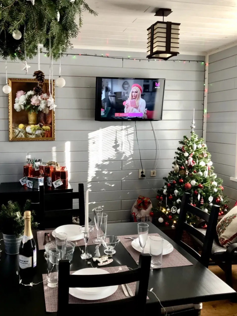 Частный дом Двухэтажный коттедж с 4 спальнями