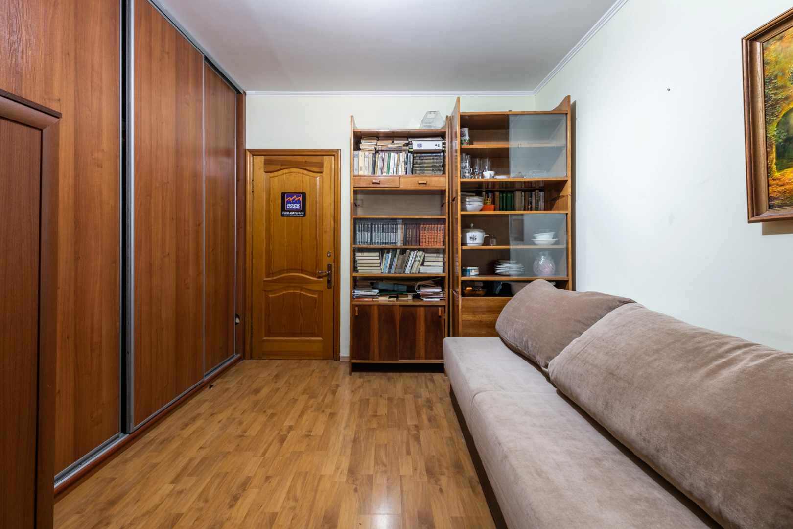 Апартаменты Domumetro на Введенского 24