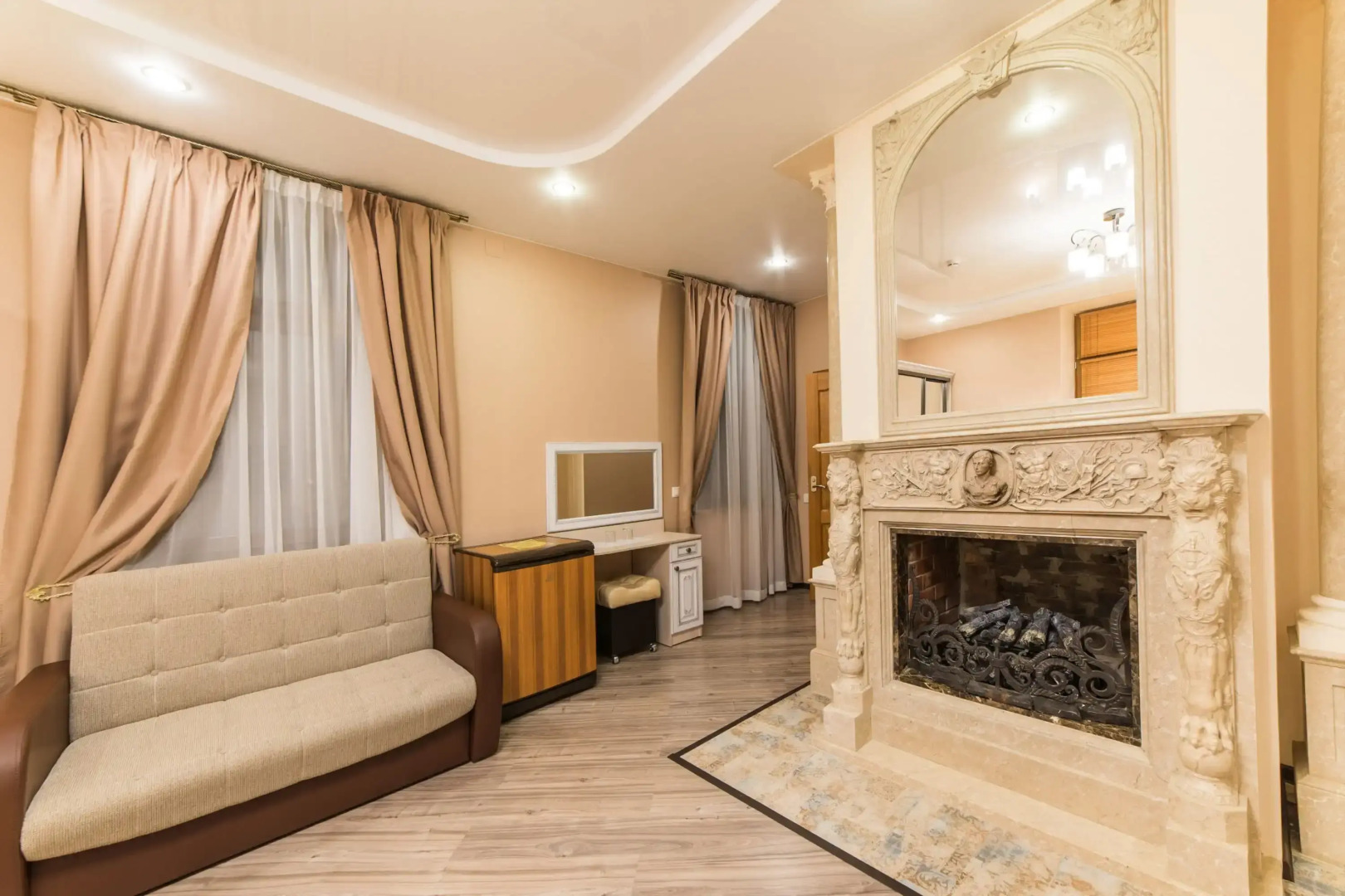 Отель Виктория