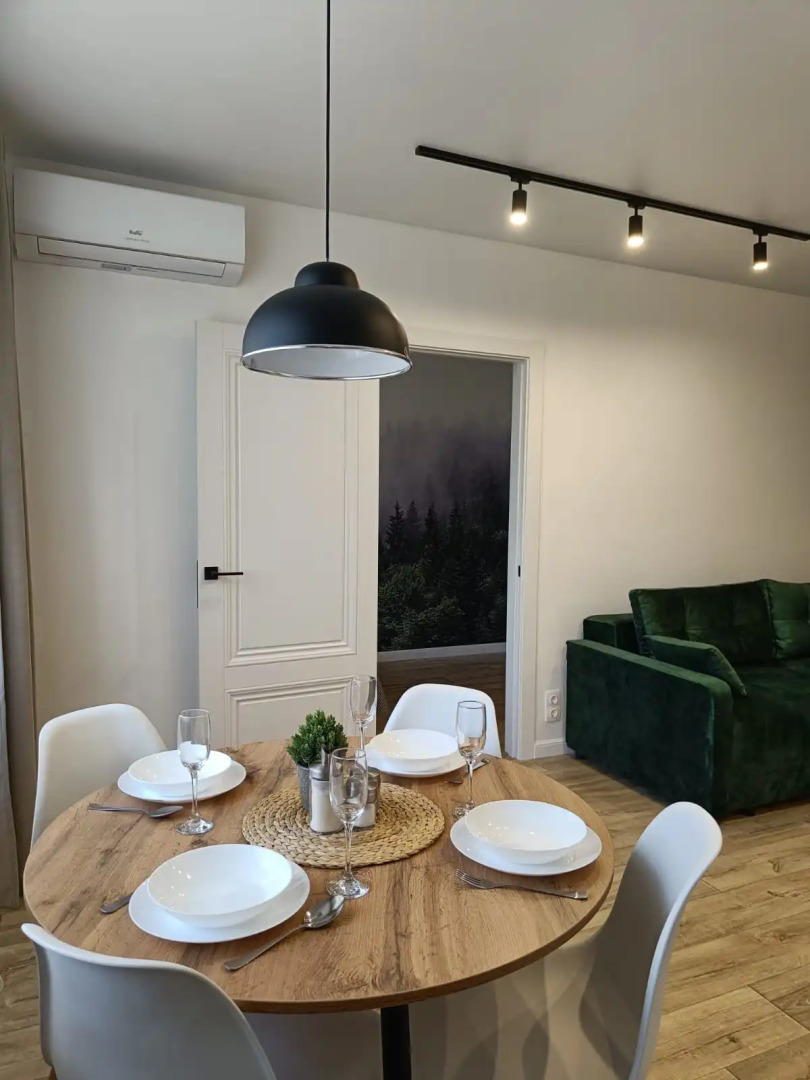 Квартира на Моисеева, 11