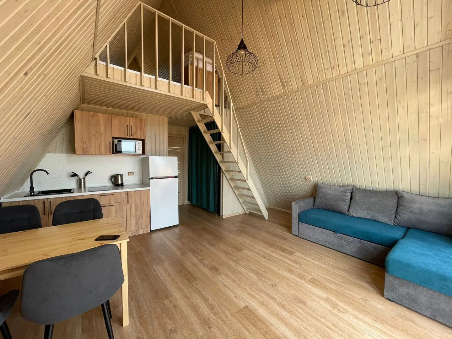 Глэмпинг "Альфа Дом"