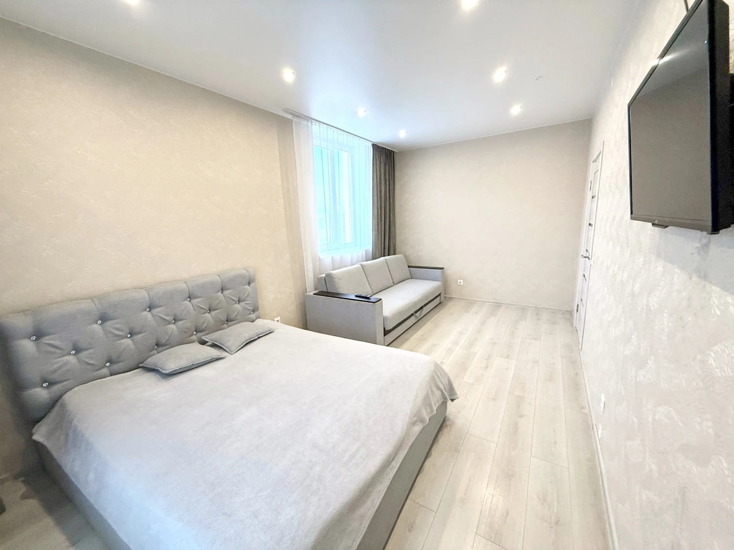 Квартира Посуточно до 8 человек