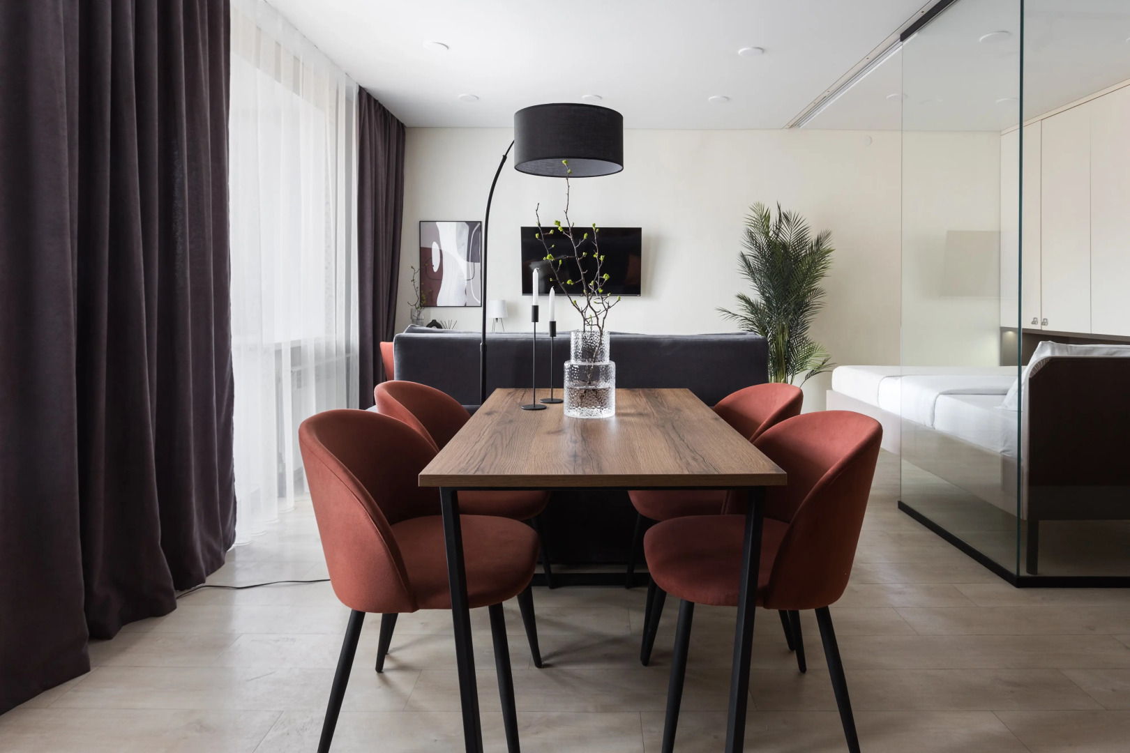 Апартаменты  на 18 Этаже Hugge Place