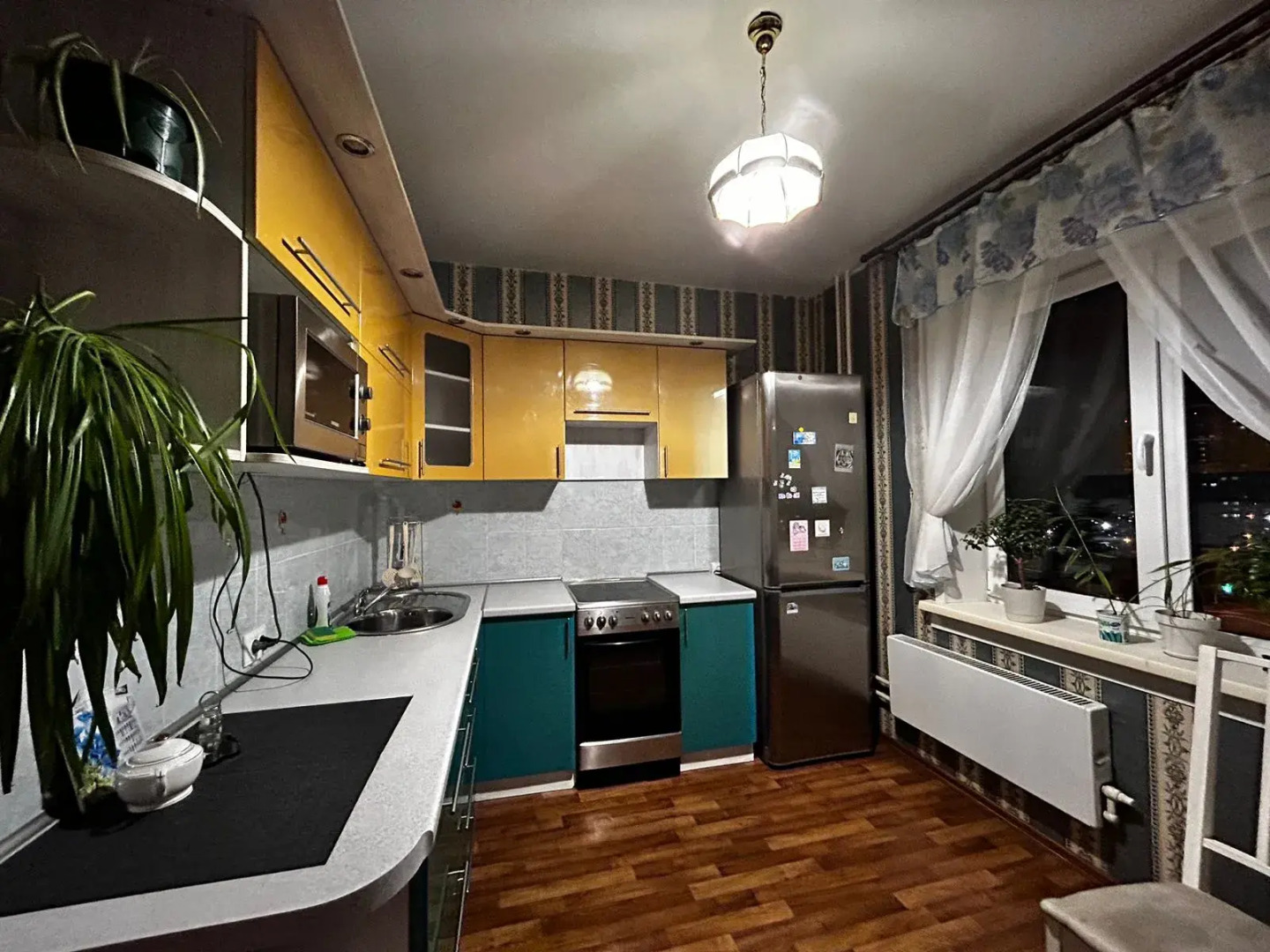 Квартира Современная квартира рядом с МНТК им. Федорова (Микрохирургия глаза) и СК Заря