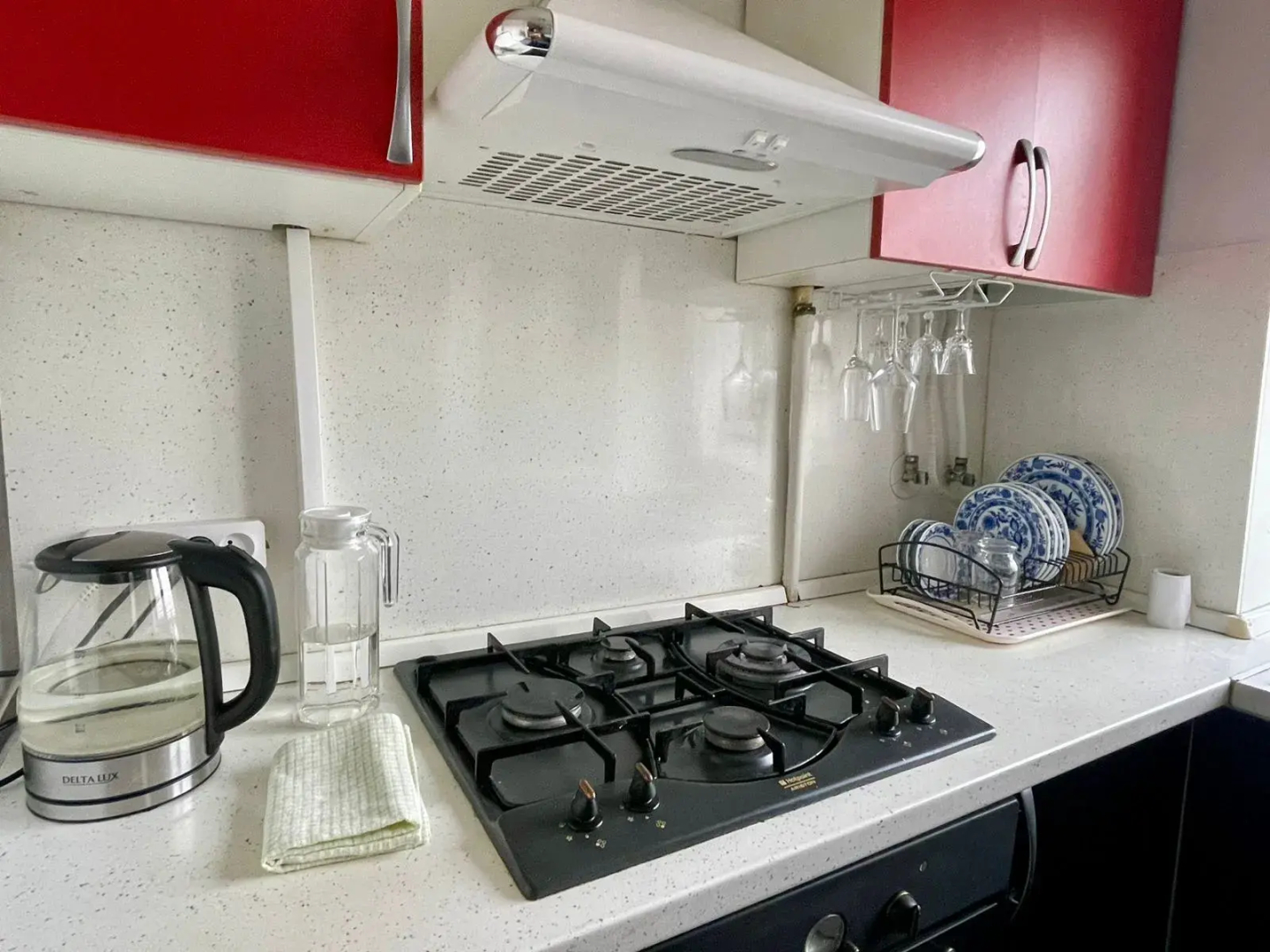 Квартира Цвета мак