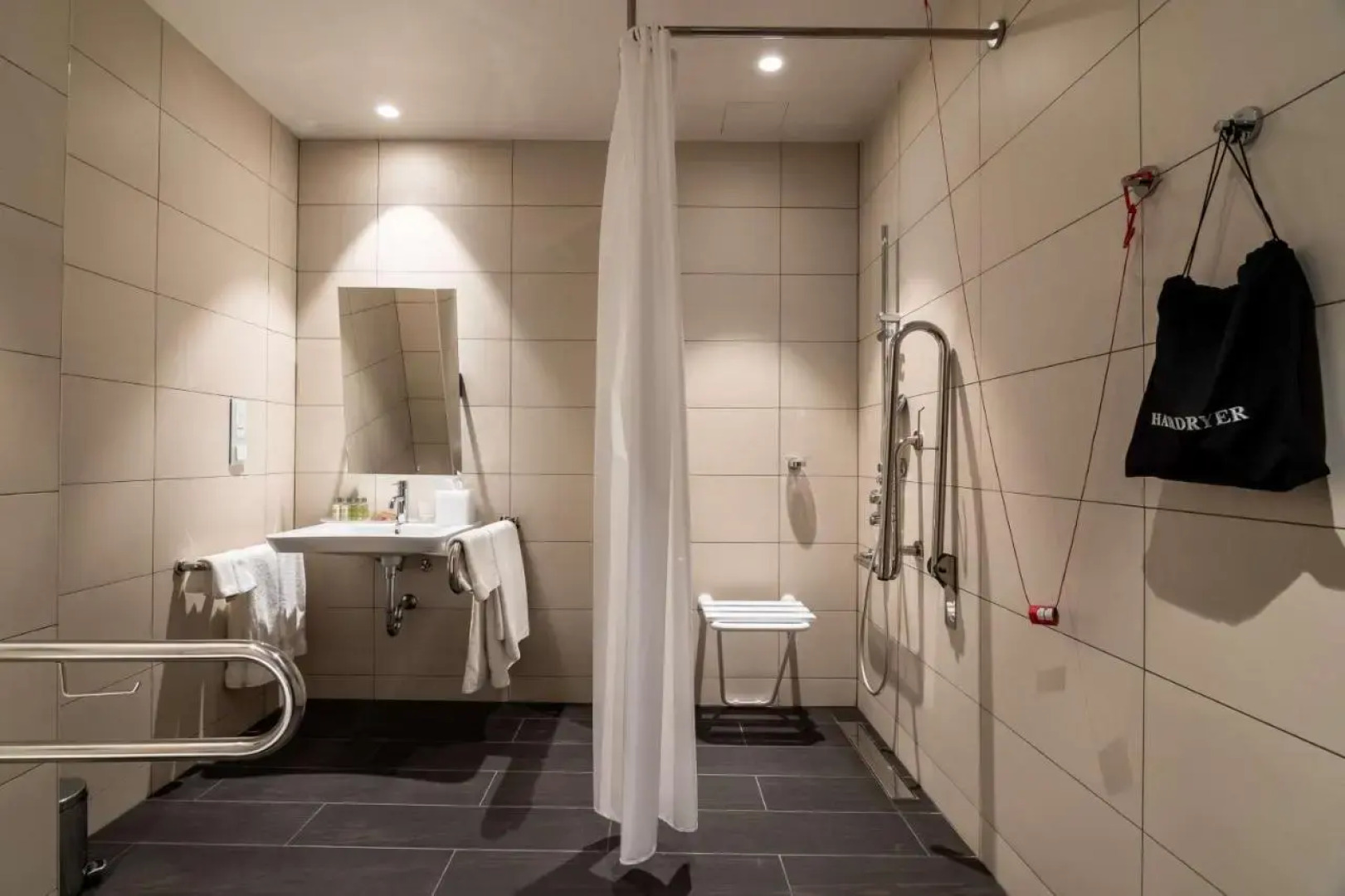 Отель Hilton Garden Inn Tbilisi Chavchavadze