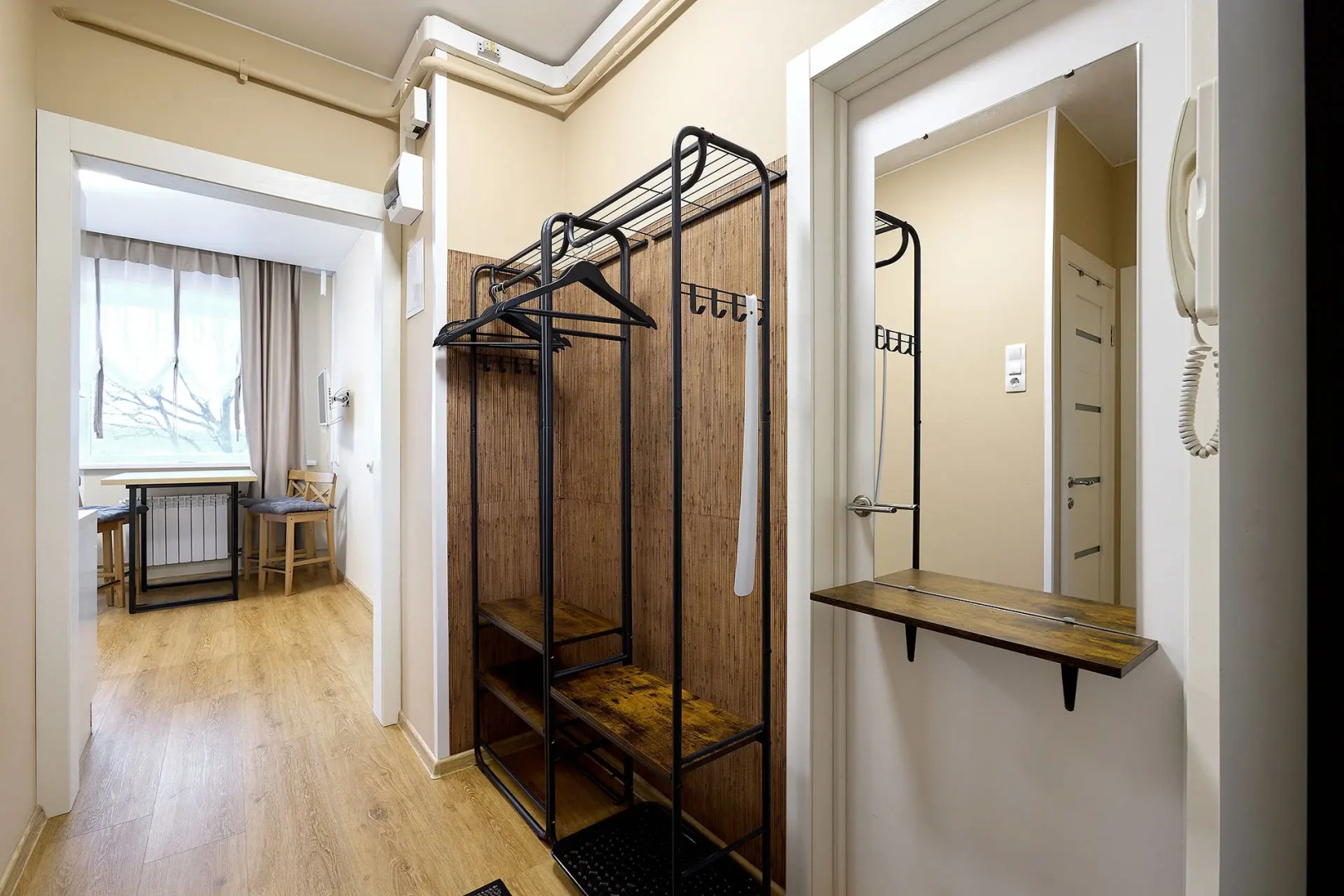 Апартаменты с видом на Неву в центре города