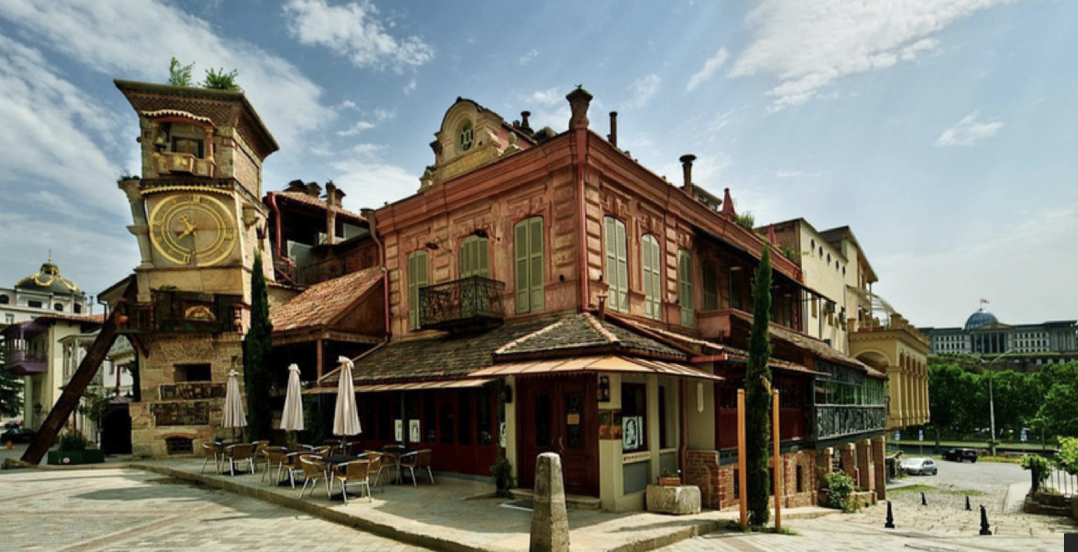 Апартаменты House near Gabriadze theatre