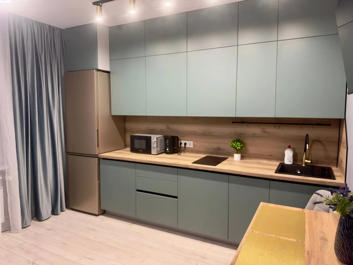 Апартаменты Уютная у Аэропорта