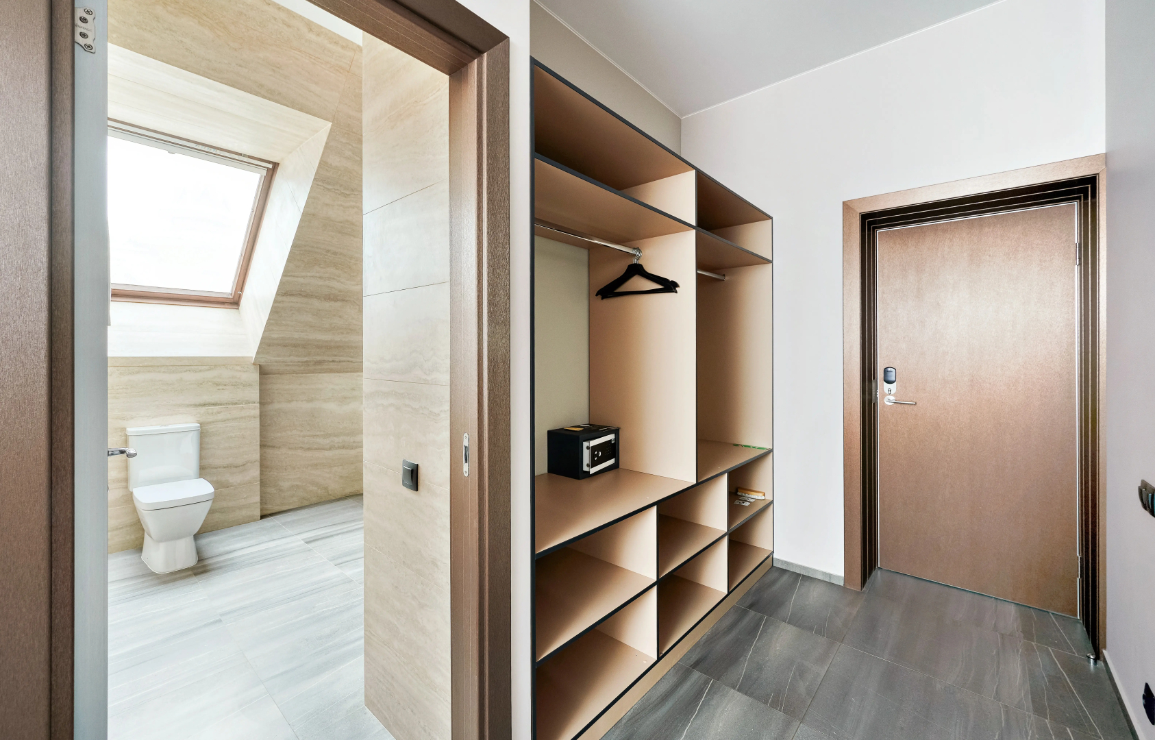 Отель Тесла