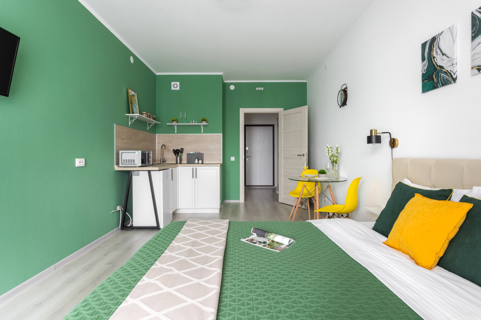 Апартаменты на Арцеуловской