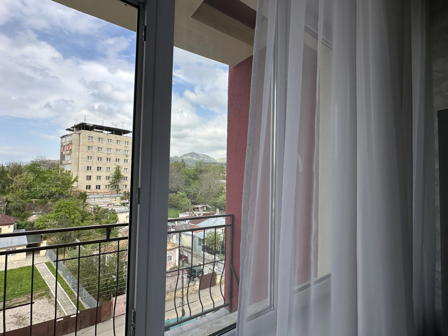 Квартира Светлая квартира с балконом в новостройке