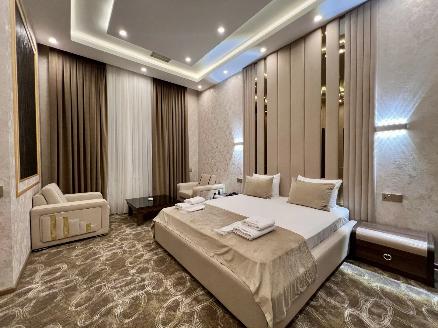 Отель Royal Mansion