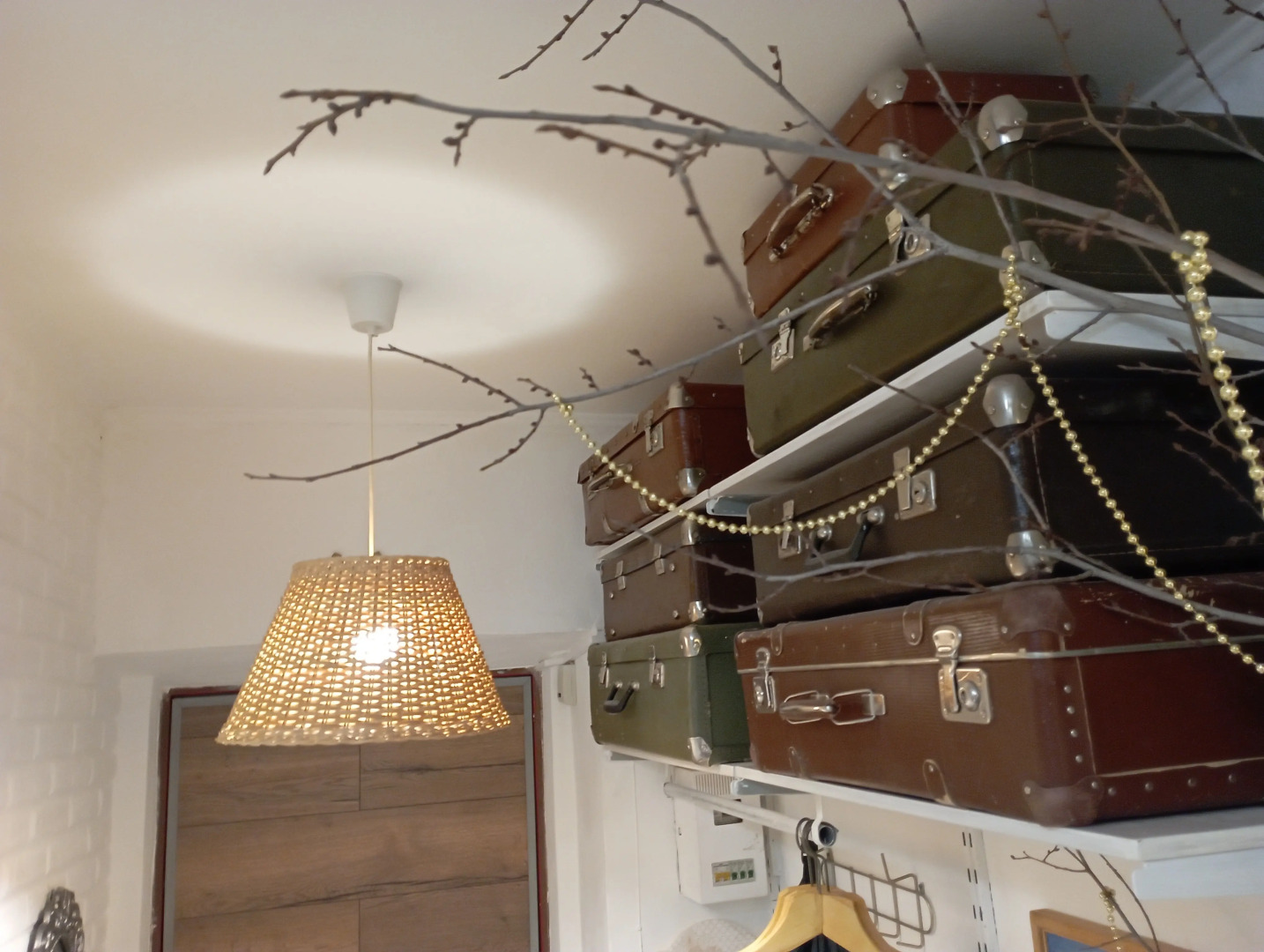 Квартира Студия с авторским декором Сказочный лес в красивом доме