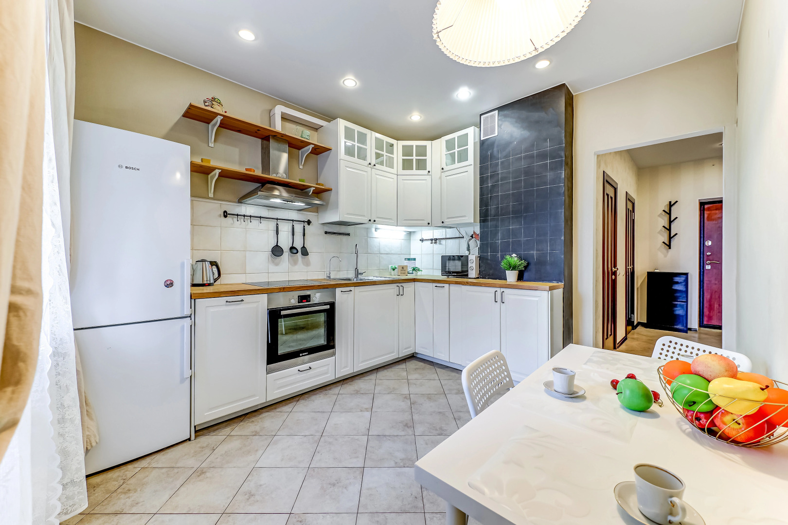 Апартаменты Приморское Украшение