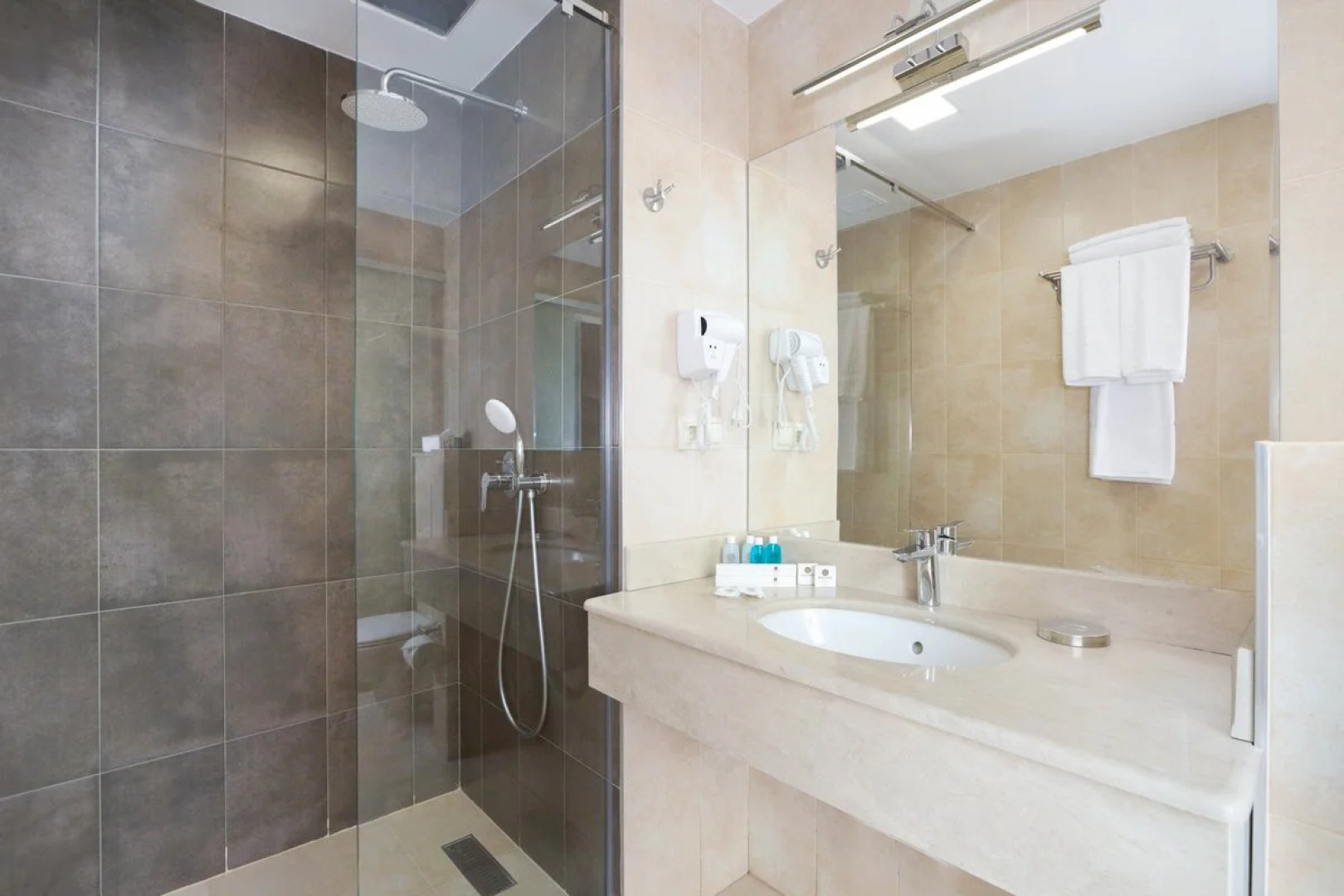 Nacho Hotel Yerevan, By One