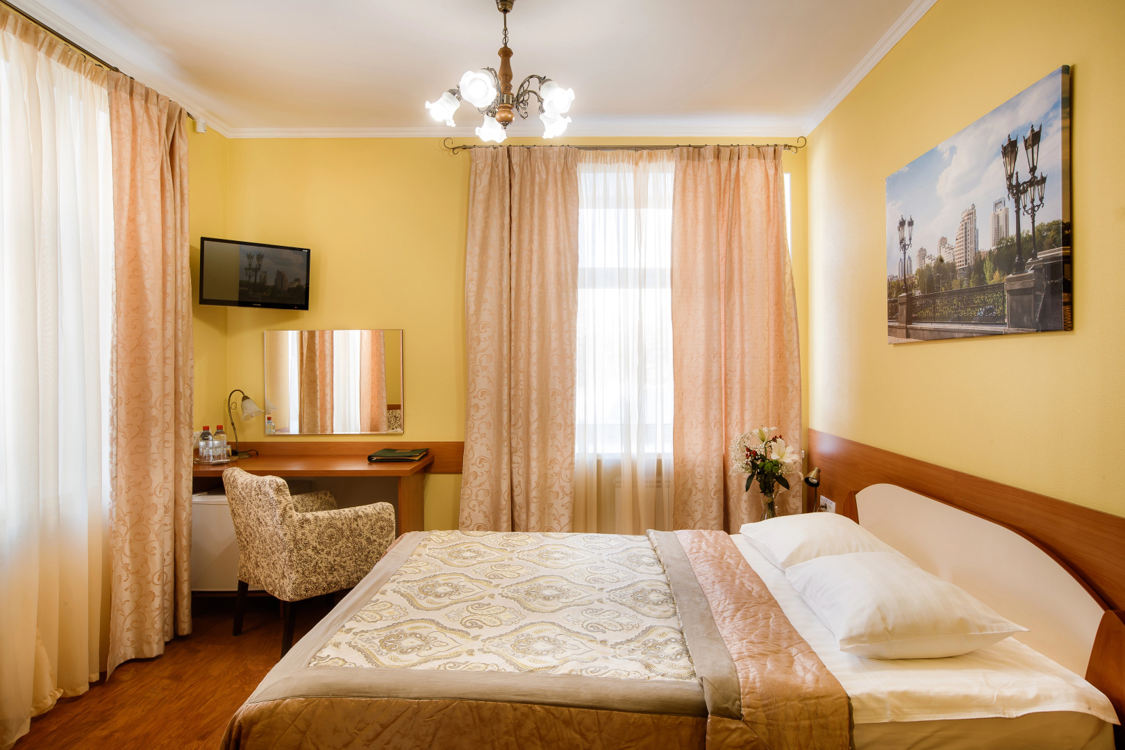 Отель Свердлова 27