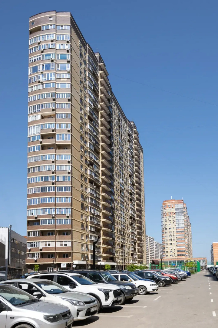 Квартира уютная однокомнатная на Петра Метальникова 40