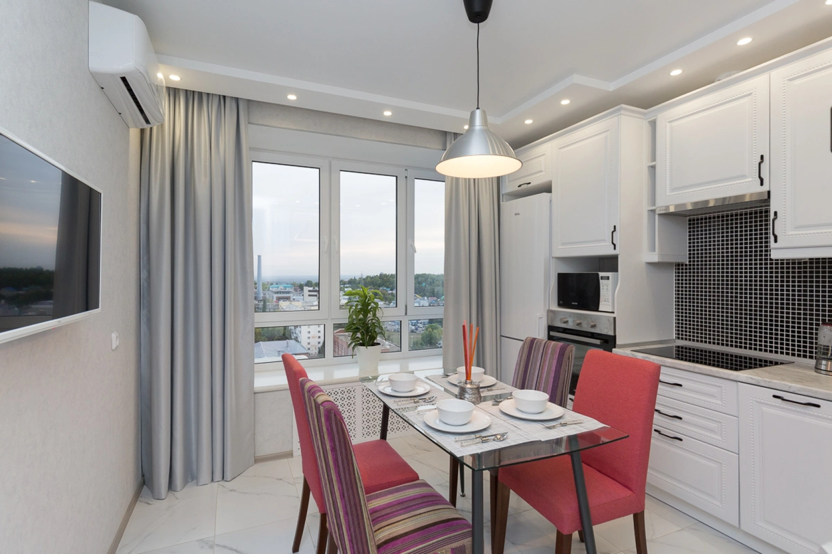 Апартаменты Азбука на Султанова 6