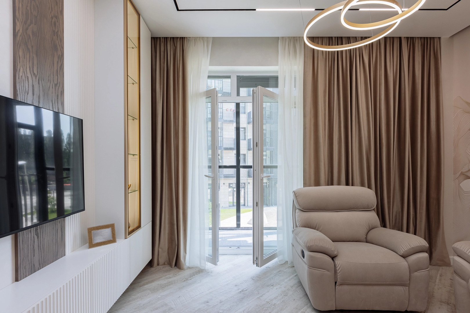 Апартаменты Luxury Life Рыбная Деревня