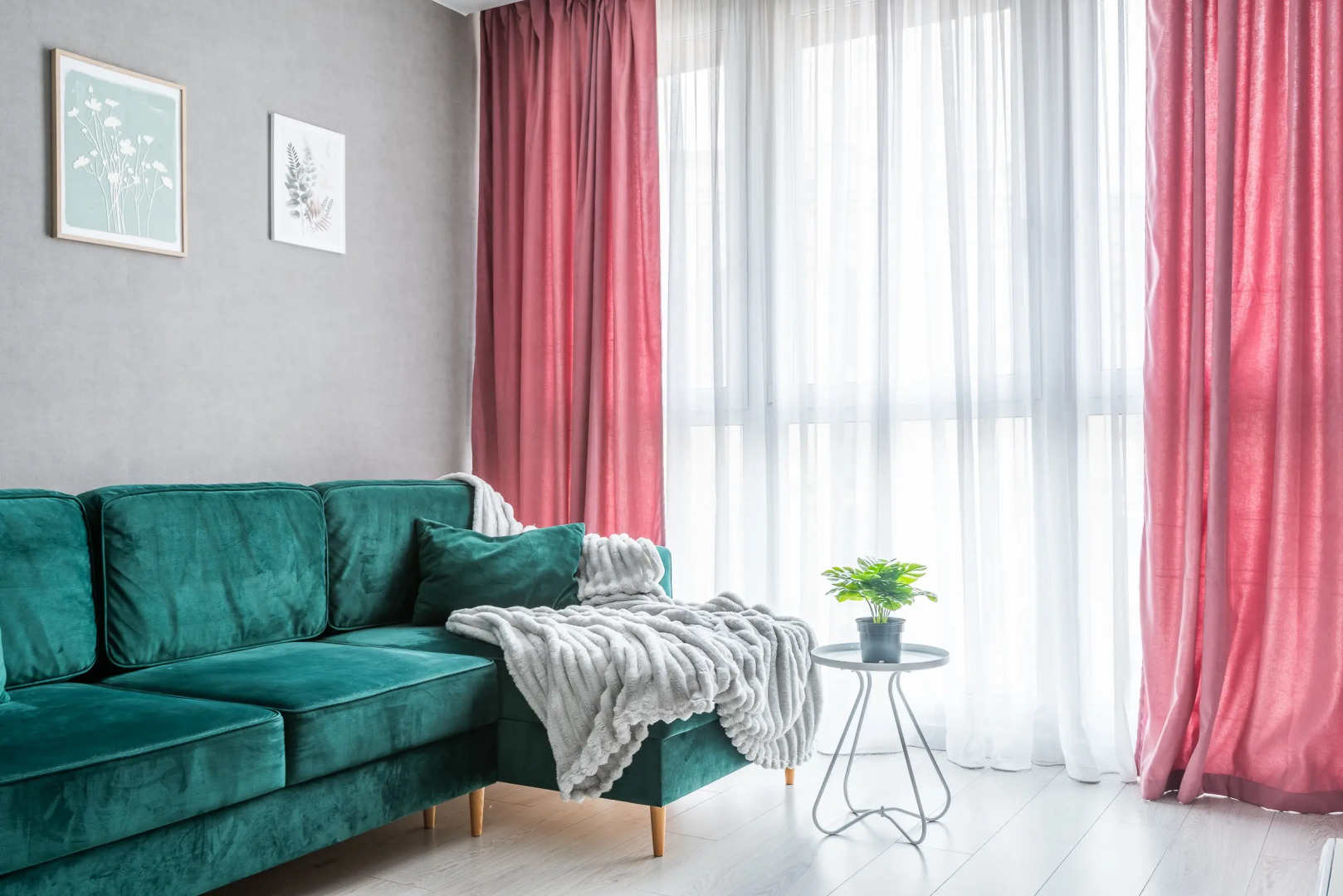 Квартира на сутки Парк Челюскинцев Кухня объединена с жилой зоной Отдельная спальня Современная техника Wi-Fi