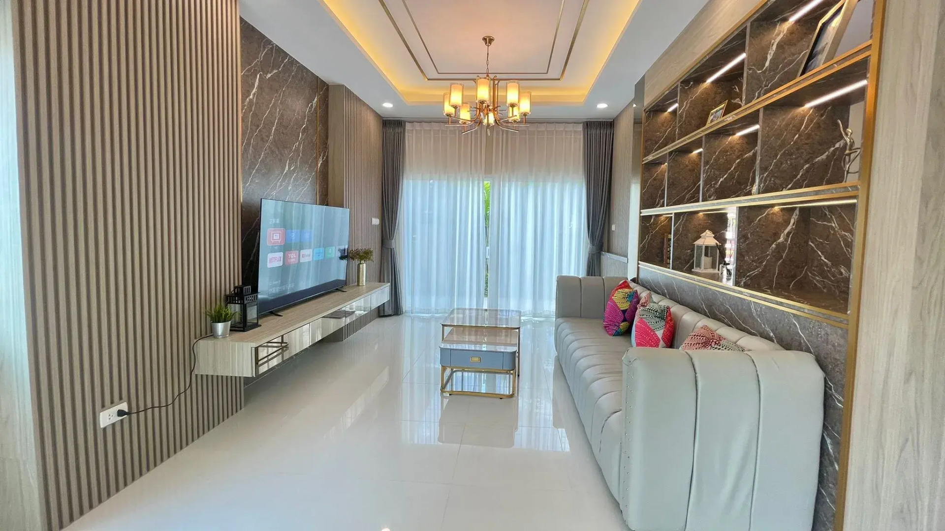 Вилла Дом с бассейном