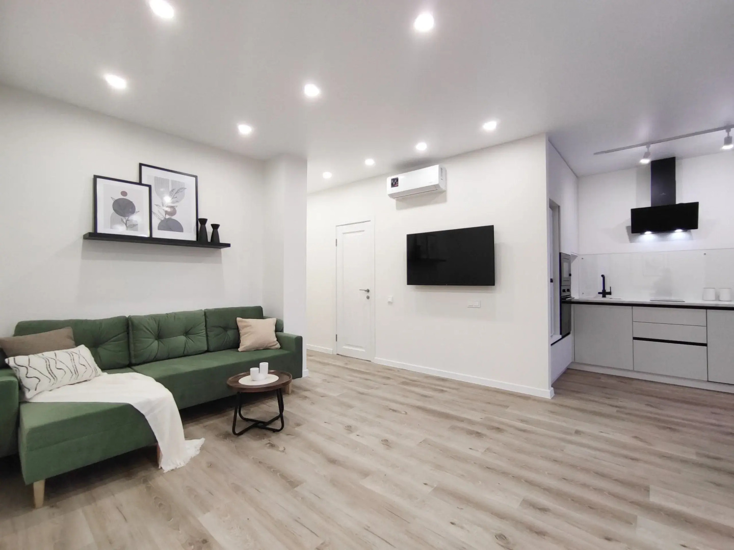 Апартаменты Трехкомнатные  Люкс в центре города