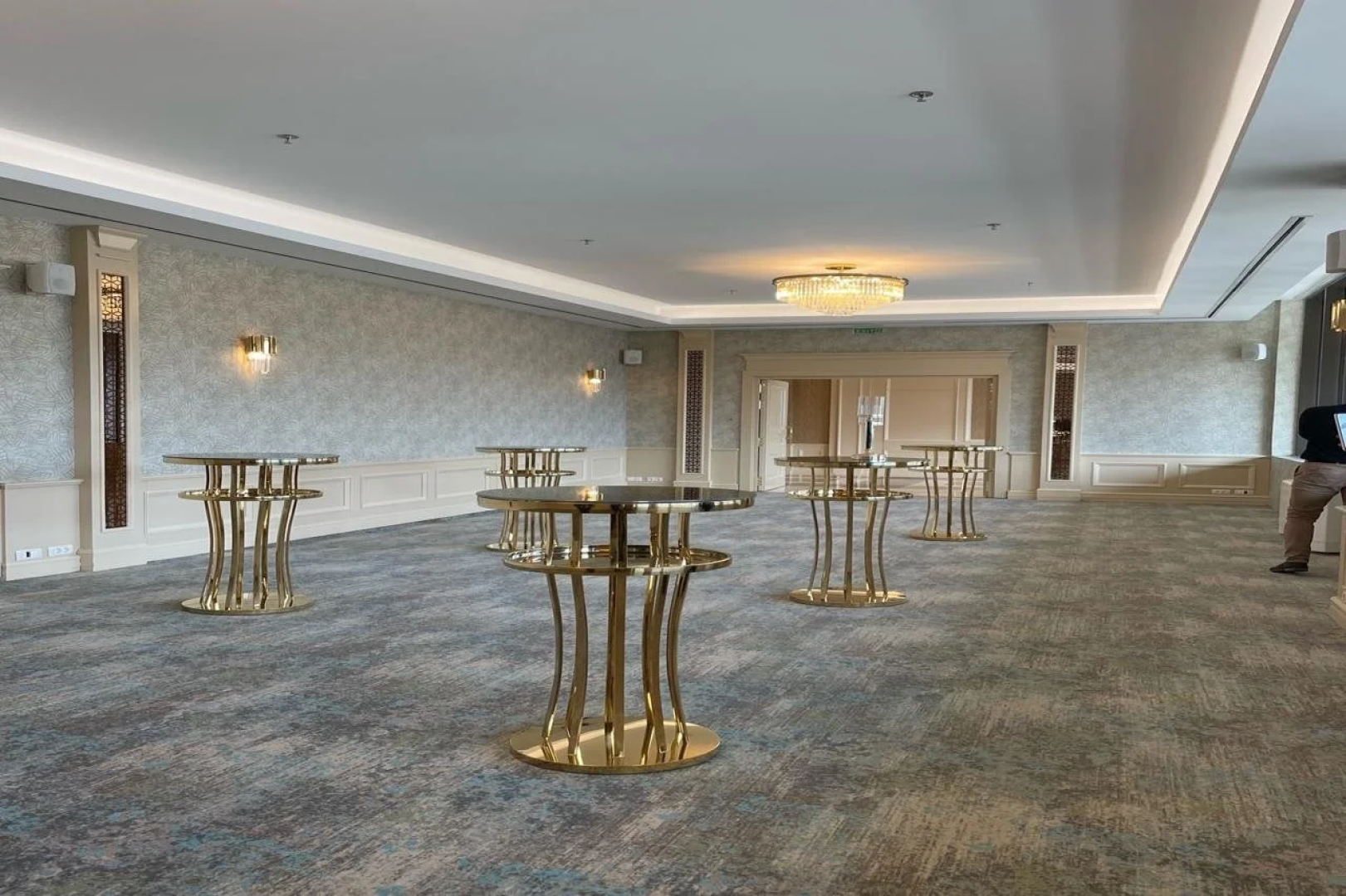 Astoria Grand Hotel