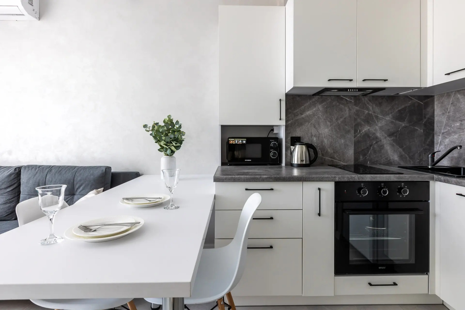 Апартаменты Grey House Минск Мир