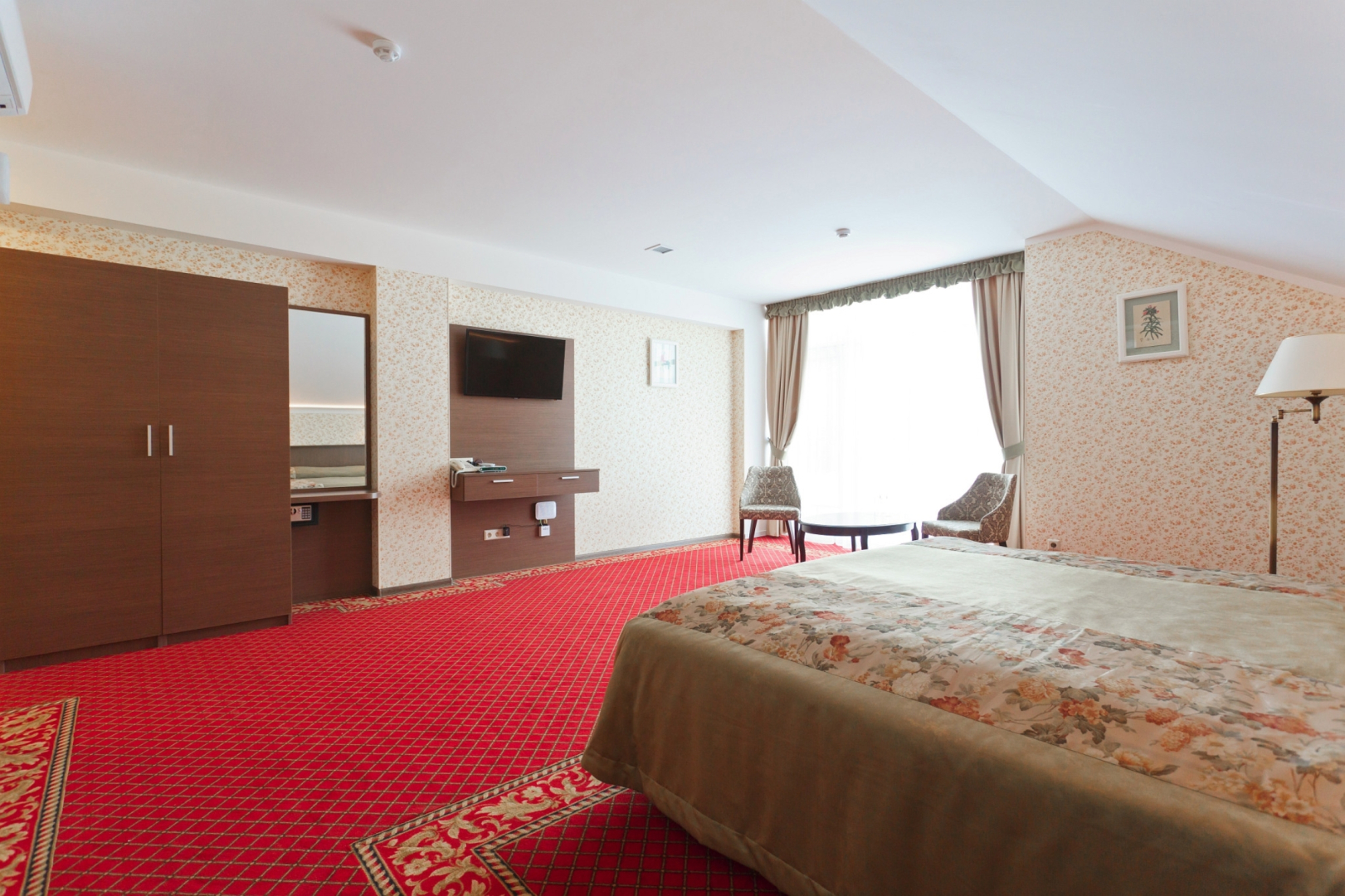 Отель Дрозды Клуб