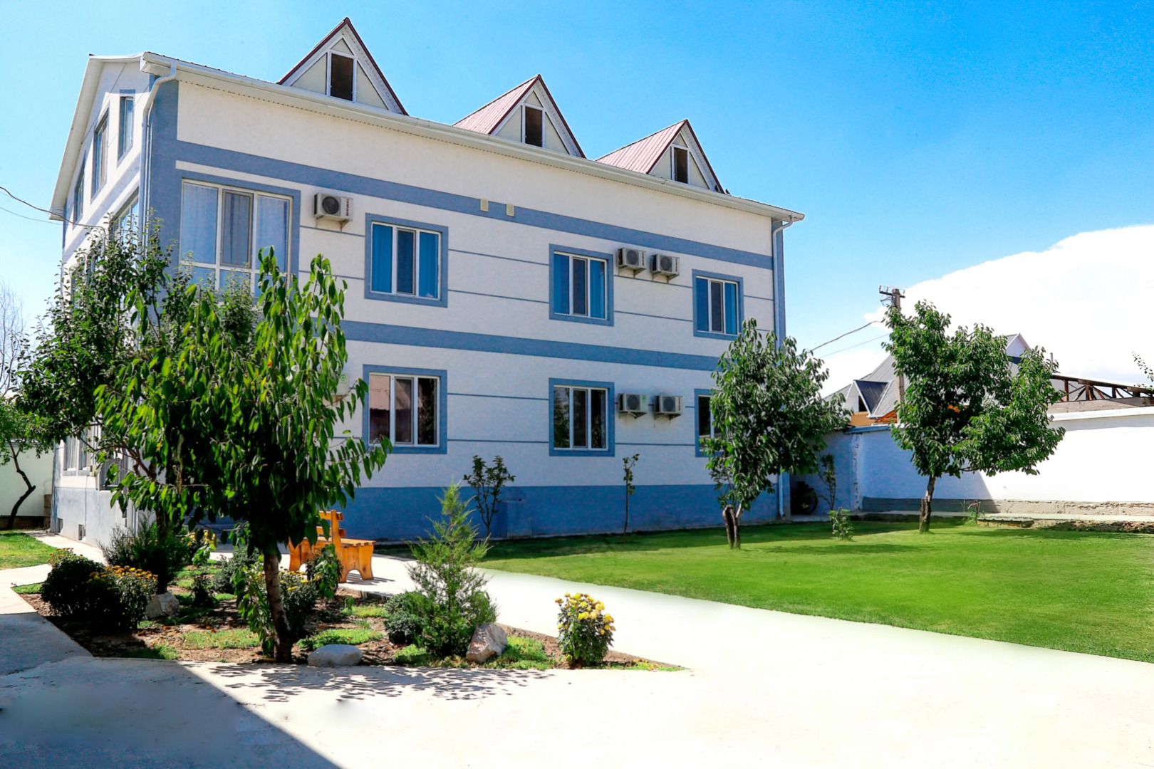 Отель Good Night KG