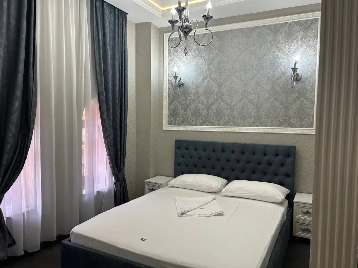 Отель Roma Yerevan & Tours