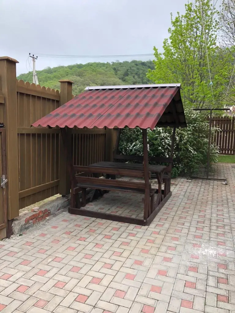 Semejnyij dom Na Polyana 7 Guest house