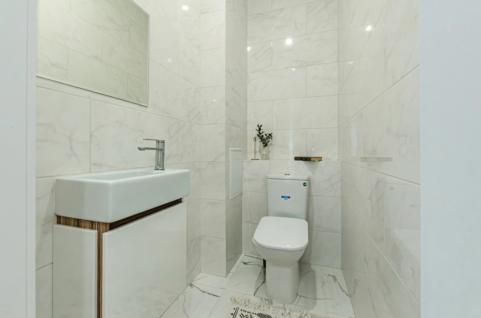 Квартира Трехкомнатная ст.метро Козья Слобода